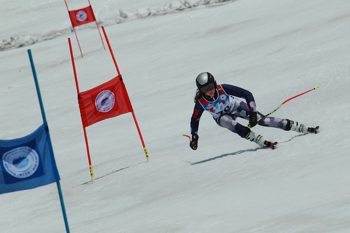 Июльские соревнования по горнолыжному спорту. Фоторепортаж. Фото: Виктор Гуменюк. Фотография 94
