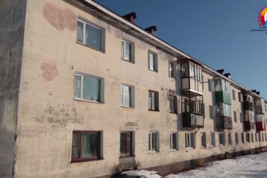 В Сосновке восстановили кровлю дома после пожара в октябре. Фото: Администрация ЕМР. Фотография 5