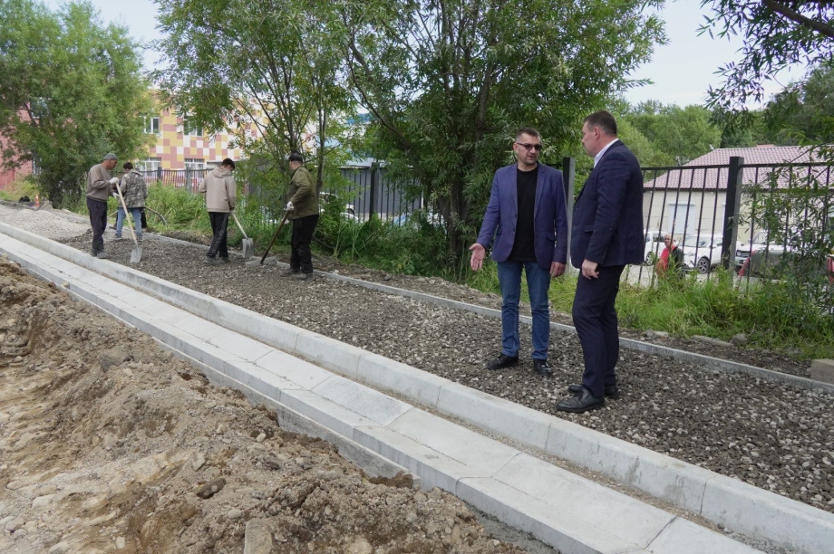 В камчатской столице ремонтируют востребованный проезд к Службе одного окна. Фото: администрация ПКГО. Фотография 1