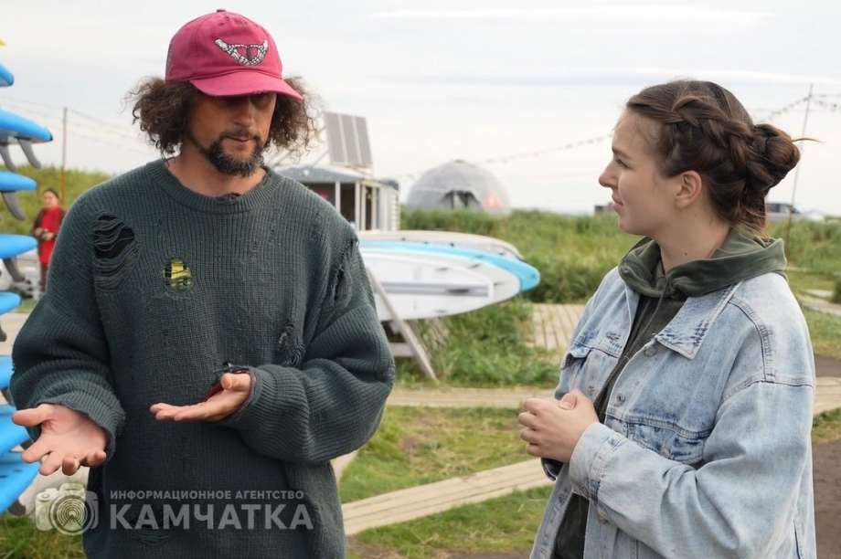 В новом выпуске ведущие программы «Полуостров сокровищ» попытались покорить океан. Фото: ИА "Камчатка". Фотография 14