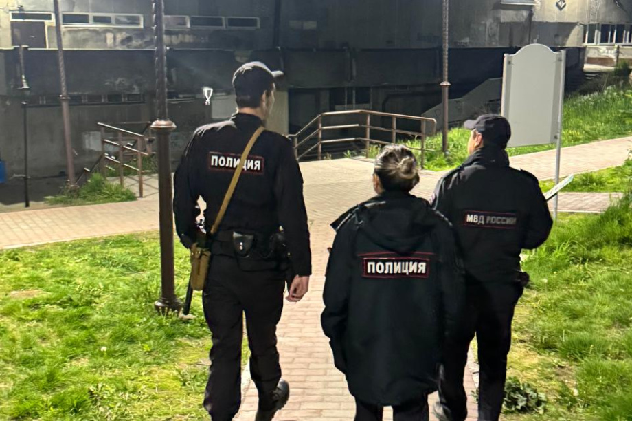 На Камчатке нашли двух малышей, пострадавших от родителей. Фото: УМВД России по Камчатскому краю. Фотография 4