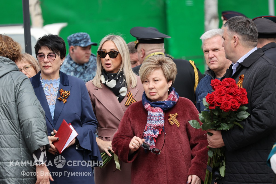 Торжественный митинг «Помним и гордимся» прошел в Елизове. Фоторепортаж. фото: Виктор Гуменюк. Фотография 21