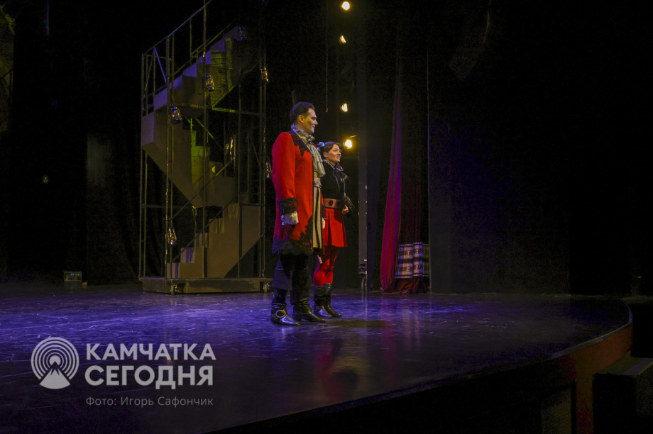 Пятьсот детей побывали на Губернаторской ёлке на Камчатке. Фото: ИА «Камчатка»/Игорь Сафончик. Фотография 78