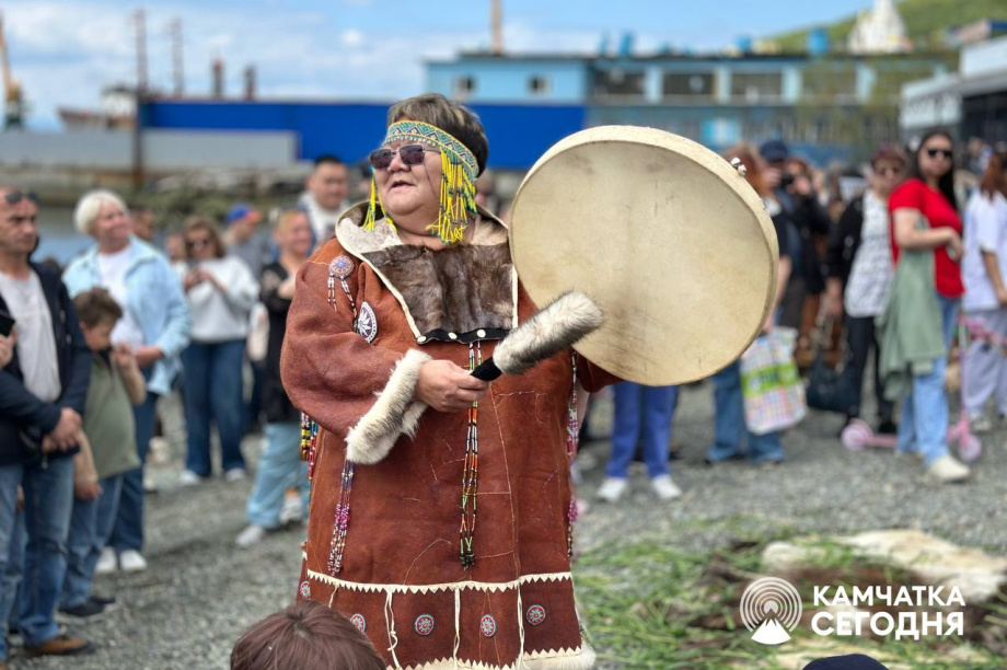На Камчатке проходит этнический праздник первой рыбы . Фото: ИА "Камчатка". Фотография 17