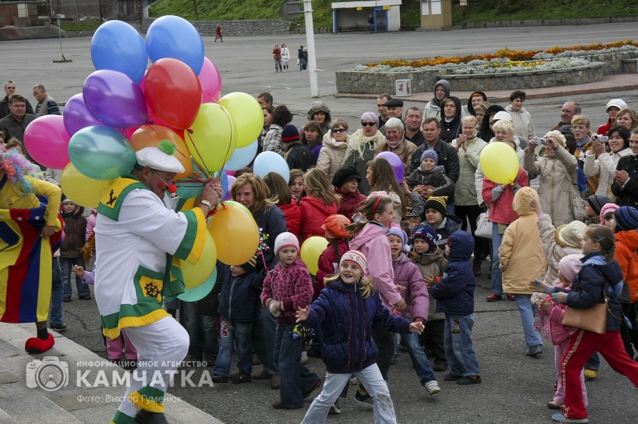 Заслуженному артисту России камчатского театра кукол Логвинцу — 76 лет. Фото: kamgov.ru \ Виктор Гуменюк. Фотография 13
