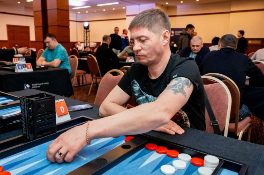 Ветераны СВО с Камчатки участвуют в «Кубке Защитников Отечества» по нардам. Фото: фонд Защитники Отечества (Камчатка). Фотография 3