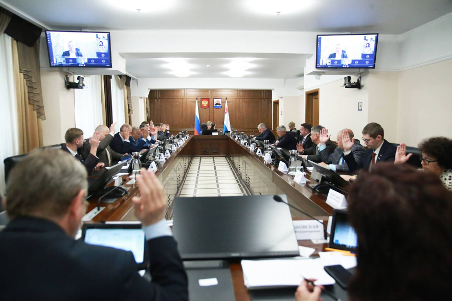 Бюджет Камчатки получил дополнительно 855 миллионов рублей. Фото: Законодательное собрание Камчатского края