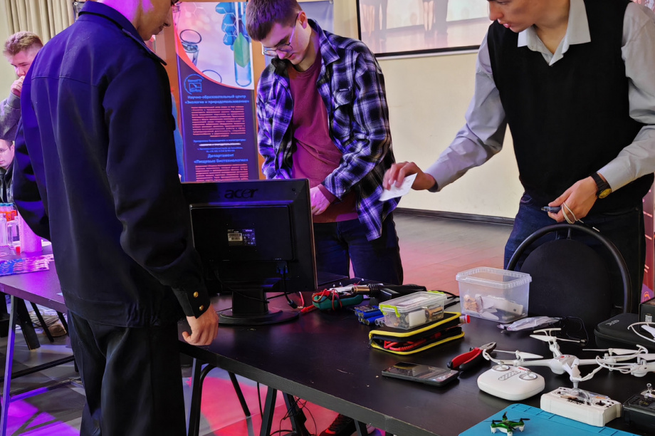 Лектор Российского общества «Знание» выступила на «Арт-Профи Форум-2024» на Камчатке. Фото: kamgov.ru. Фотография 5