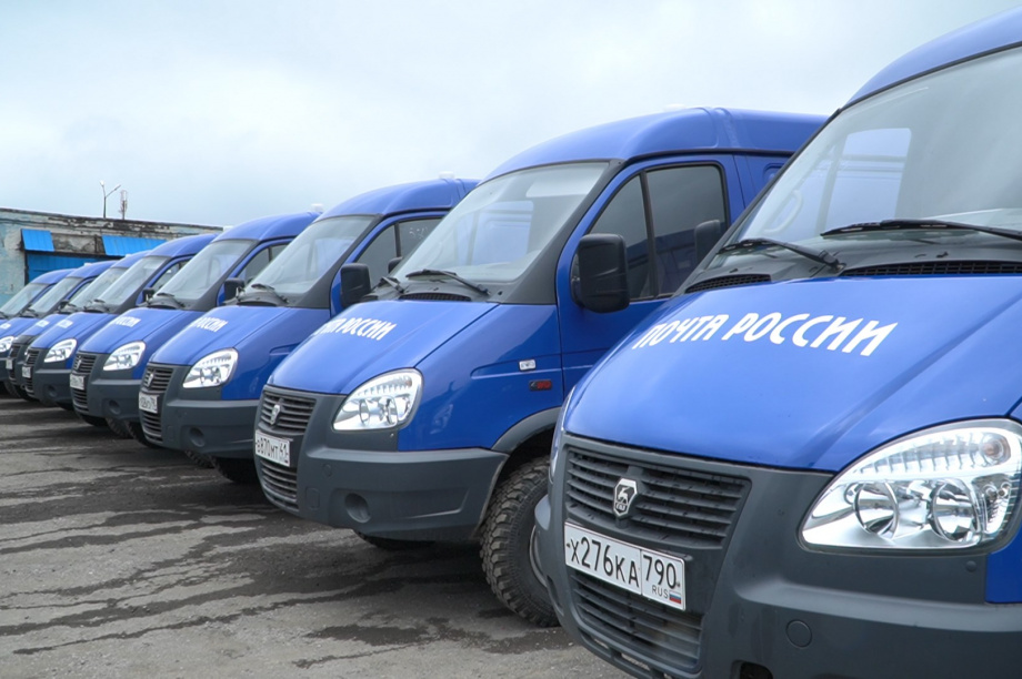 Почта России доставила на Камчатку три контейнера с автомобилями. Фото: kamgov.ru