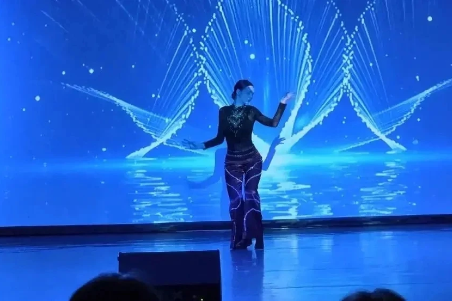 «Контрасты» улетели на Олимпиаду в Москву. . Фотография 3