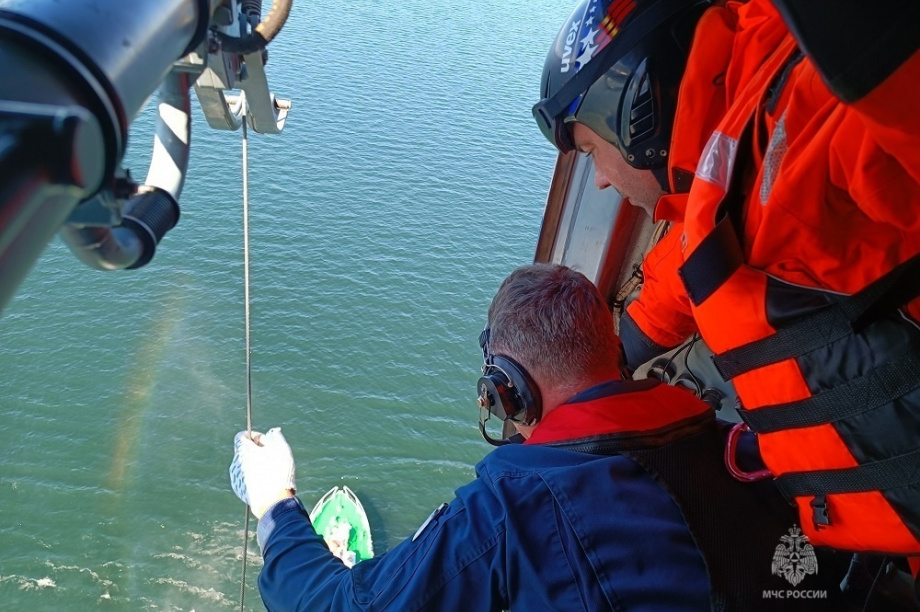 Учения МЧС: На Камчатке потерпело крушение рыболовецкое судно. Фото: 41.mchs.gov.ru. Фотография 9