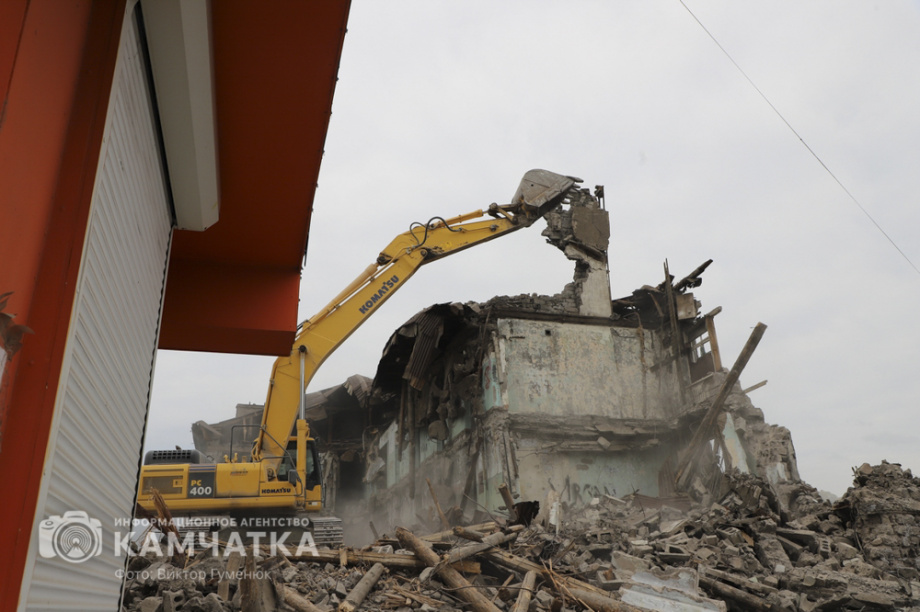 Строитель — профессия мира и созидания. Фото: ИА «Камчатка»\Виктор Гуменюк. Фотография 21