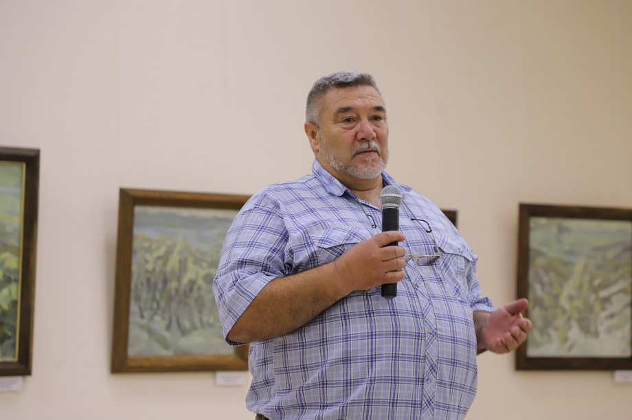 Выставка "А жизнь продолжается" открылась в художественном музее на Камчатке. Фоторепортаж. Фото: В. Гуменюк. Фотография 26