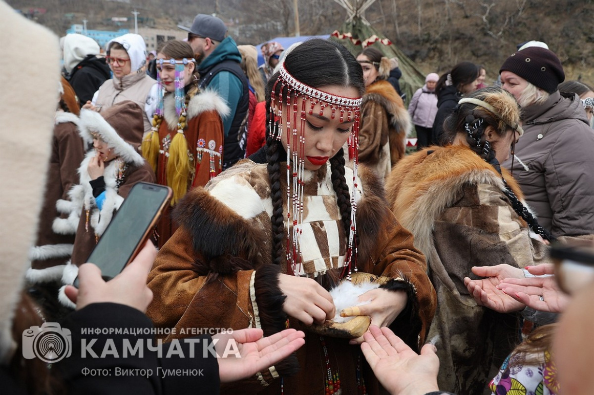 Праздник Весны и Миролюбия прошёл на Камчатке. Фото: Виктор Гуменюк. Фотография 54