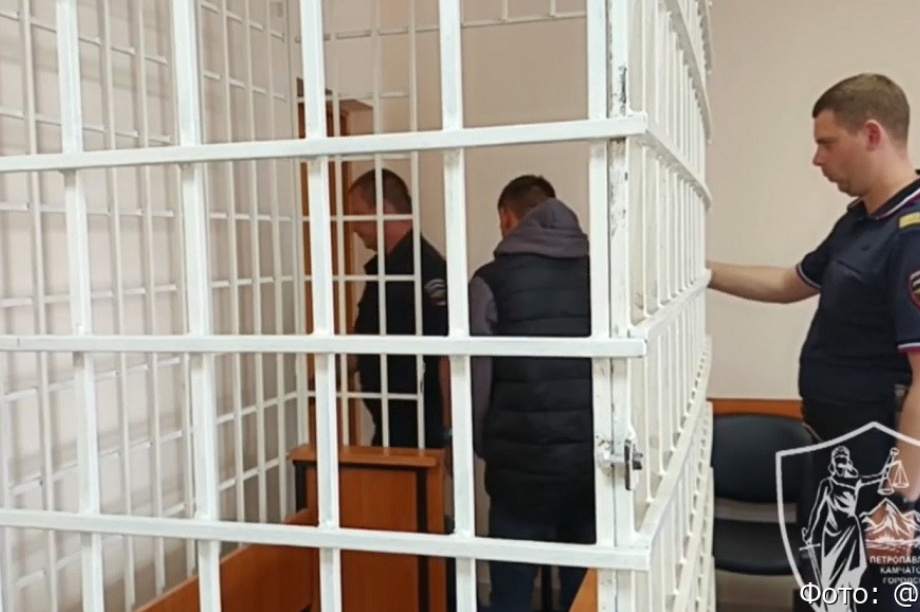На Камчатке замдиректора детского лагеря обвинили в домогательствах к ребенку. 