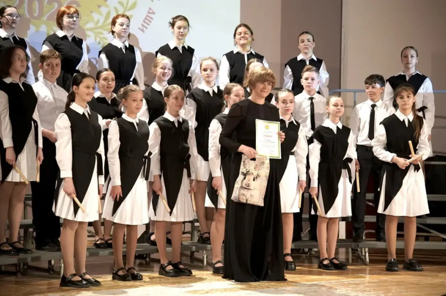 Ансамбль из камчатской столицы взял Гран-при фестиваля «Весенние голоса». . Фотография 5