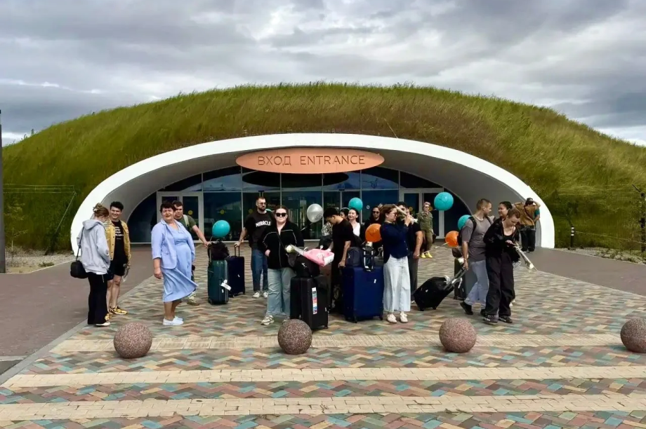 В Петропавловск-Камчатский прибыли 14 терапевтов из Астрахани. . Фотография 2
