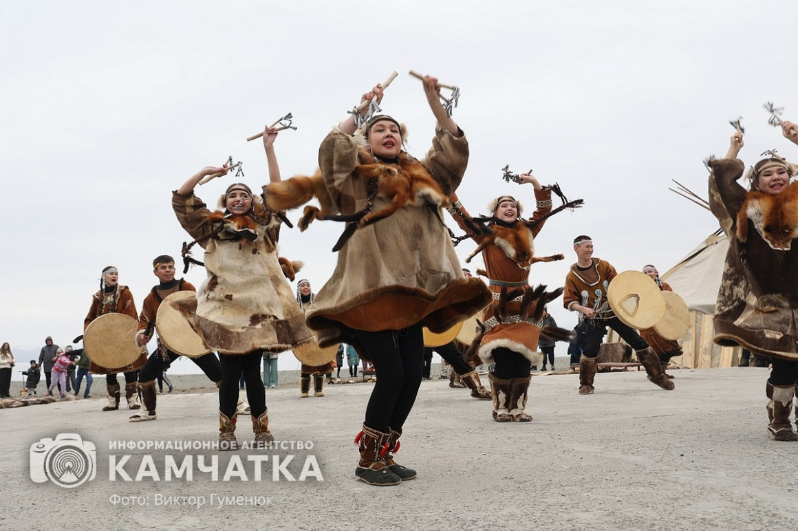 Праздник Весны и Миролюбия прошёл на Камчатке. Фото: Виктор Гуменюк. Фотография 77