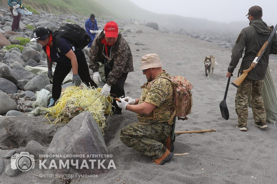Заповедный берег юга Камчатки очистили от мусора. фото: Виктор Гуменюк. Фотография 37