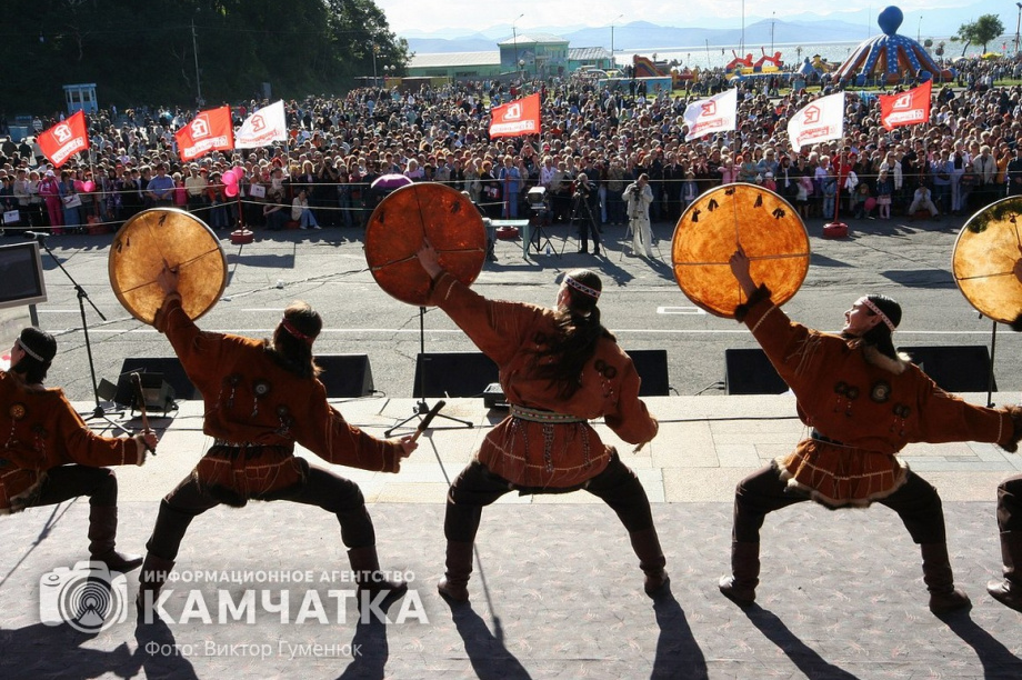 Корякскому национальному ансамблю «Мэнго» сегодня 59 лет. фото: Виктор Гуменюк. Фотография 3