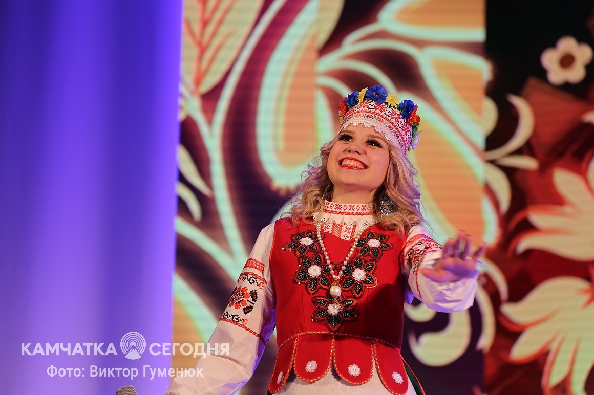 Финал конкурса «Этнокрасавица-2022» на Камчатке. Фоторепортаж. Фото: Виктор Гуменюк. Фотография 47