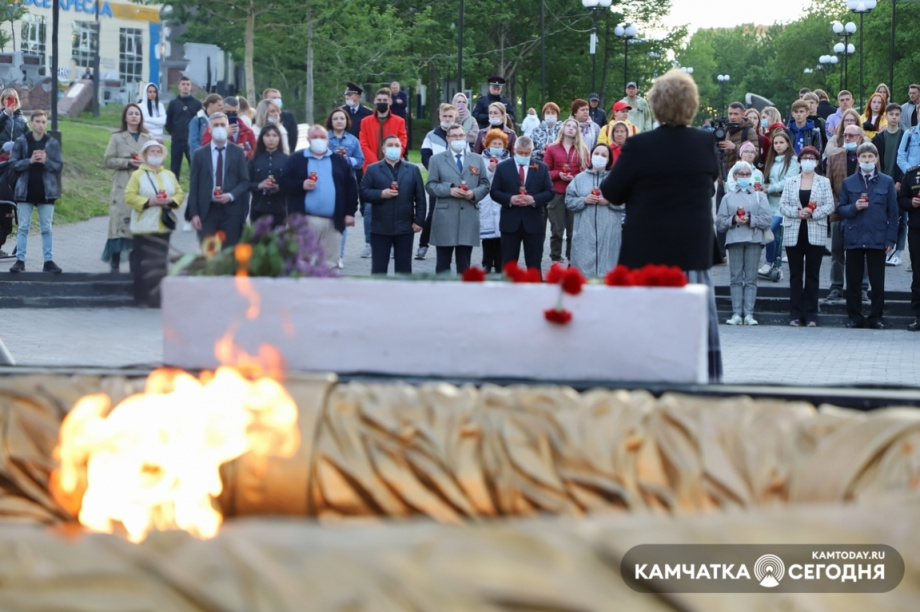 Всероссийская минута молчания. Фото: Виктор Гуменюк / информационное агентство "Камчатка". Фотография 12