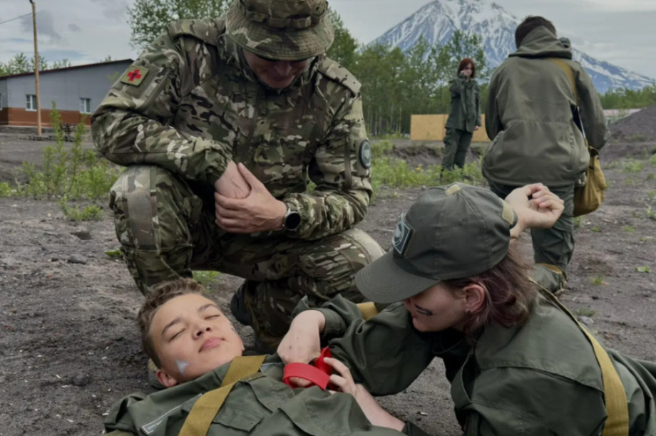Камчатские курсанты центра «ВОИН» завершили первую смену военно-патриотических сборов . Фото: kamgov.ru. Фотография 2