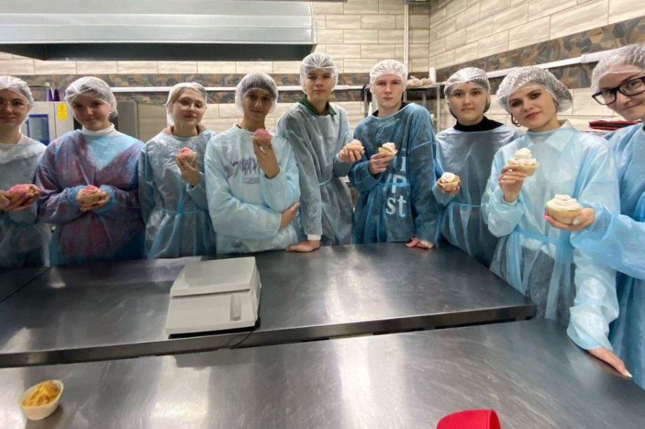 Школьники Петропавловска активно участвуют в профориентационных мероприятиях. Фото организаторов. Фотография 1