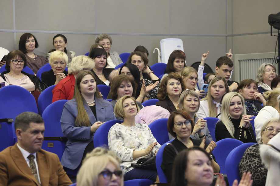 15 лет успеха конкурса «Год учителя закончился, век учителя настал». Фото: «Камчатка Сегодня» \ Игорь Сафончик. Фотография 42