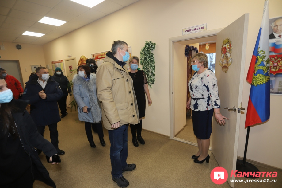 Губернатор предложил объединить здания школ и детсадов в некоторых посёлках Камчатки. Фото: Виктор Гуменюк. Фотография 11