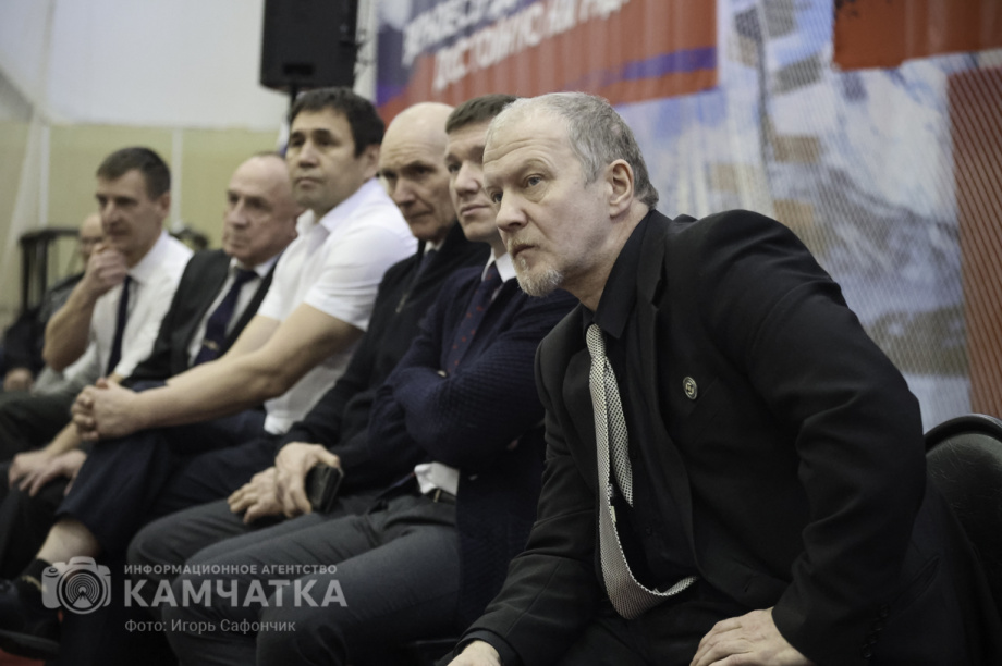 На Камчатке состоялся Чемпионат и первенство ДФО по каратэ-киокусинкай (фоторепортаж). Фото: «Камчатка Сегодня» \ Игорь Сафончик. Фотография 61