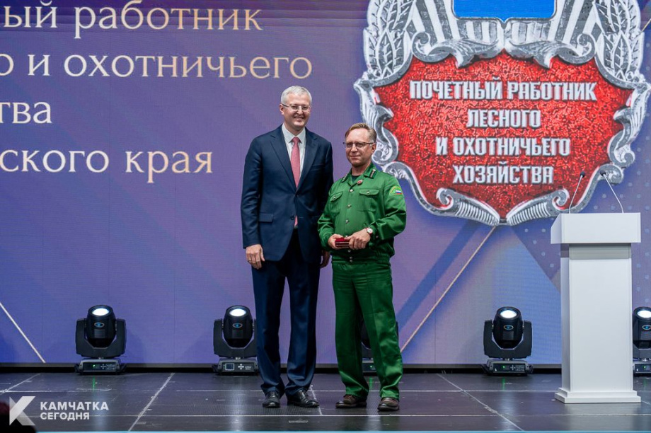 В Камчатском крае торжественно отметили 19-летие со дня образования региона. . Фотография 24