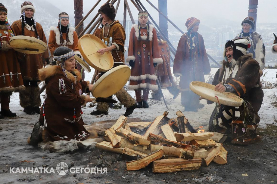 Корякский обрядовый праздник Хололо отметили в Петропавловске-Камчатском. Фоторепортаж. Фото: Виктор Гуменюк\ИА "Камчатка". Фотография 23
