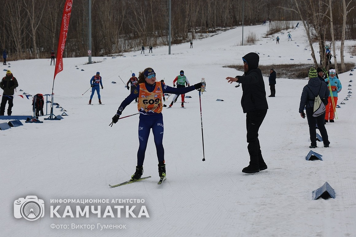Спортсмены из 36 регионов России участвовали в Авачинском марафоне. Фоторепортаж. фото: Виктор Гуменюк. Фотография 71