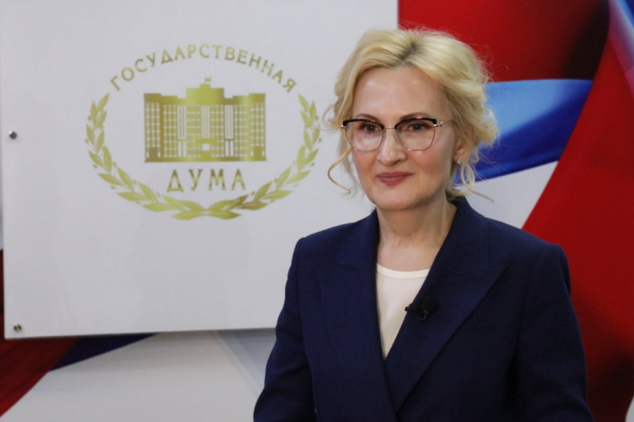 Ирина Яровая: Конкурс «Год учителя закончился, век учителя настал!» - символ благодарности и уважения к учителям Камчатки. Фото организаторов. Фотография 1