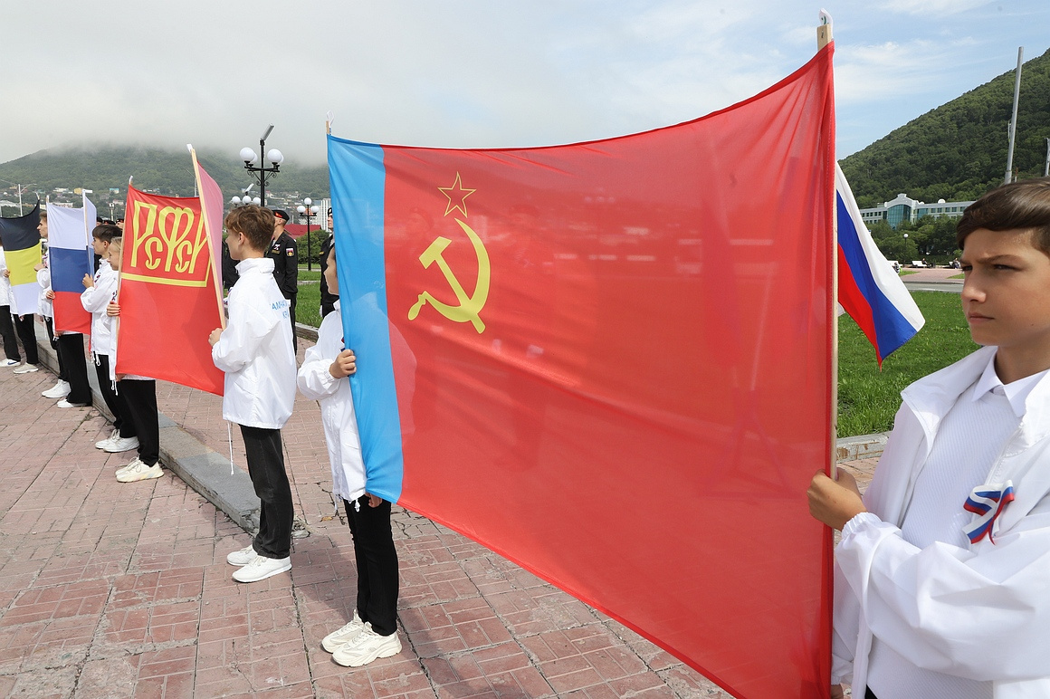 День флага отметили на Камчатке. Фоторепортаж. Фото: Виктор Гуменюк/ ИА "Камчатка". Фотография 35
