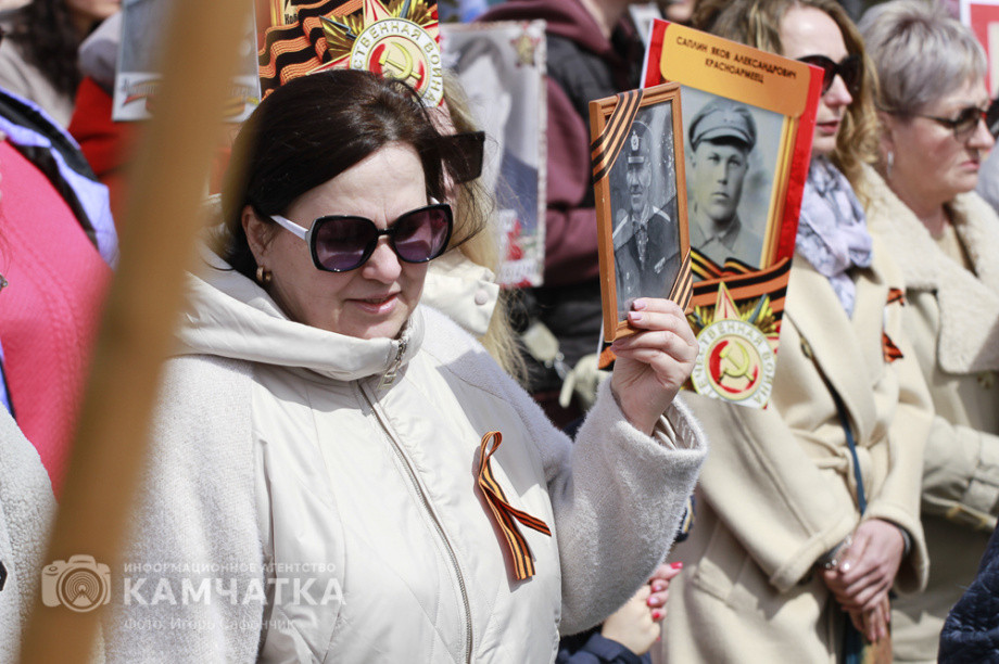 «Бессмертный полк» прошел по Петропавловску-Камчатскому. Фото: ИА "Камчатка". Фотография 19