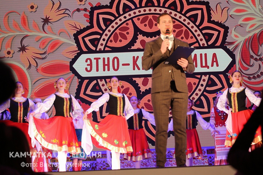 Финал конкурса «Этнокрасавица-2022» на Камчатке. Фоторепортаж. Фото: Виктор Гуменюк. Фотография 55