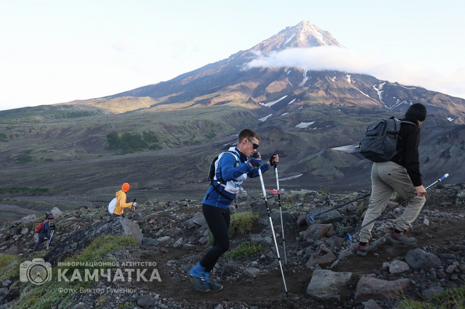 День вулкана на Камчатке собрал почти 2000 восходителей. фото: Виктор Гуменюк. Фотография 25