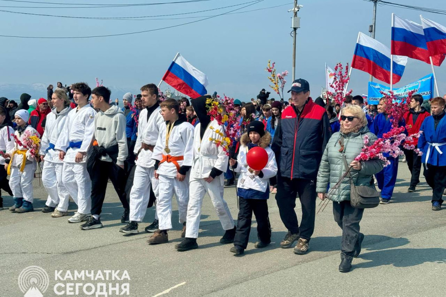 Лучшие кадры камчатского Праздника Весны и Труда . . Фотография 36