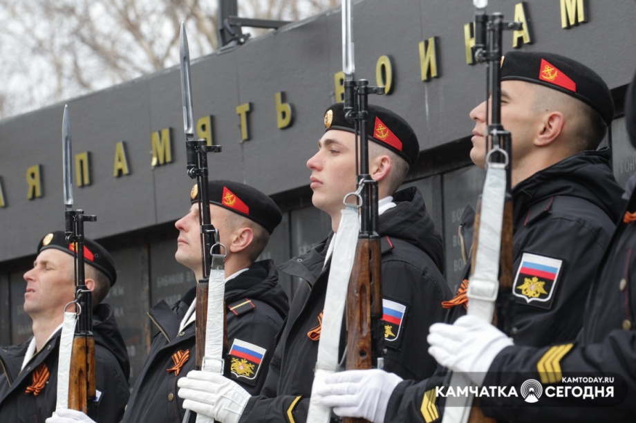 Памятные мероприятия в Парке Победы. Фото: Виктор Гуменюк. Фотография 28