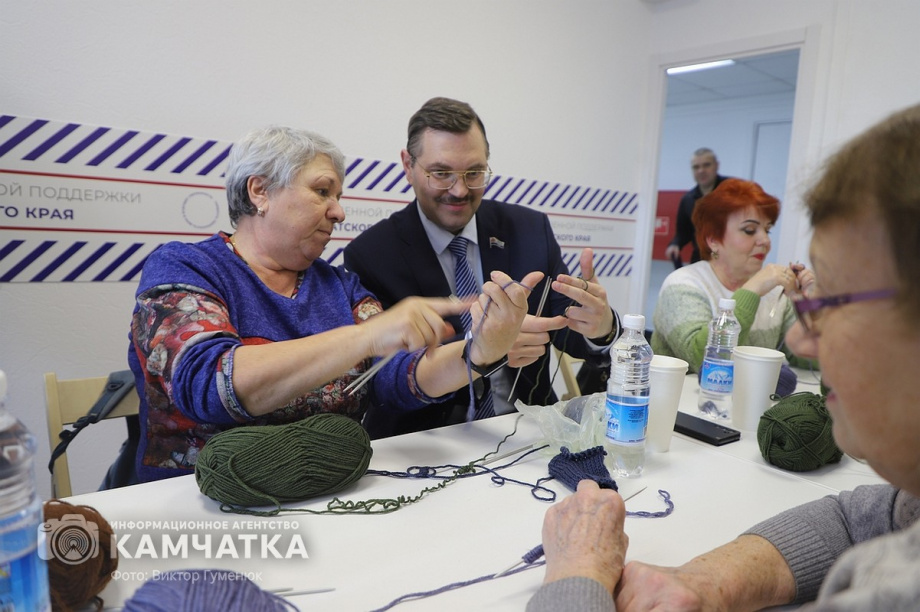 Штаб общественной поддержки открыт в краевой столице Камчатки. Фото:Виктор Гуменюк. Фотография 66