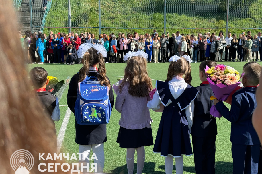 Каким должен быть школьный рюкзак? Ортопед объясняет . ИА Камчатка