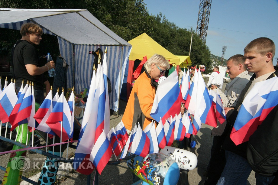 День Государственного флага России отмечает сегодня Камчатка. Фото: Виктор Гуменюк. Фотография 17