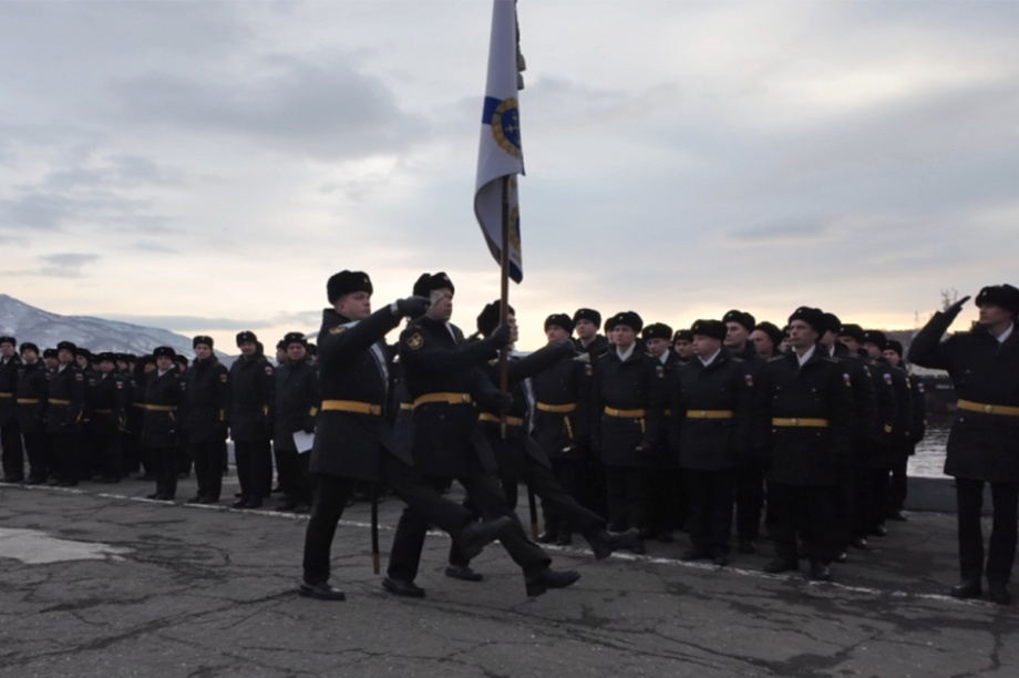 Нам Камчатке чествовали моряков-надводников. Фото: kamgov.ru. Фотография 7