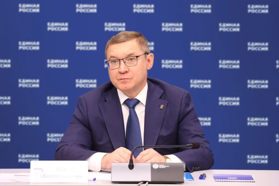 В Единой России осудили идею введения жестких ограничений на фотосессии младенцев. 