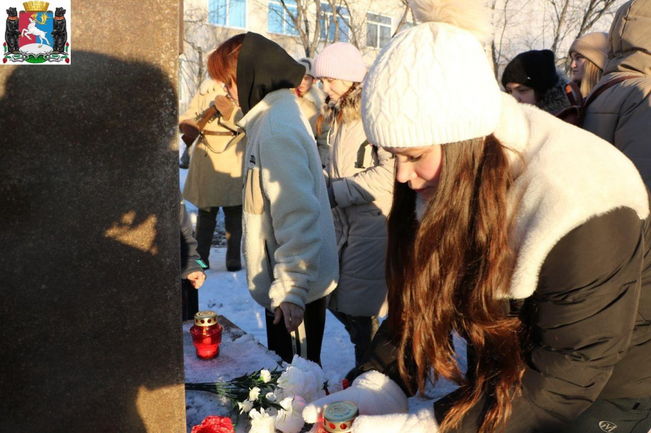 В Палане на Камчатке  почтили память Неизвестного солдата. @palana_news. Фотография 7