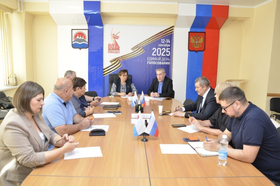 На пост губернатора Камчатского края претендуют четыре кандидата. Избирком