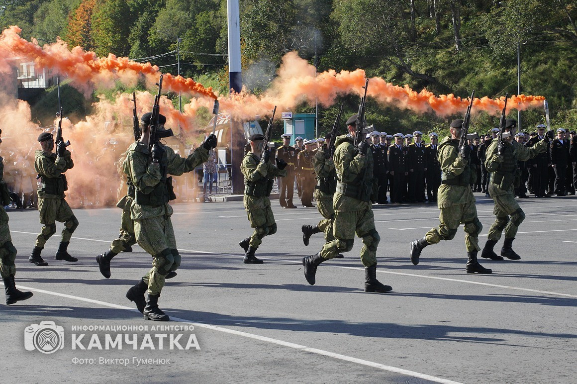 День морской пехоты отмечают на Камчатке. Фотоподборка. Фото: Виктор Гуменюк. Фотография 36