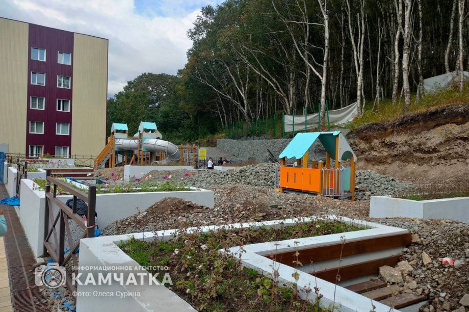Прокуратура разобралась в причинах обрушения подпорной стенки в Петропавловске. Фото: Олеся Сурина. Фотография 4